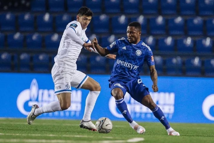 "Динамо" дома обязано справлятся с аустайдером