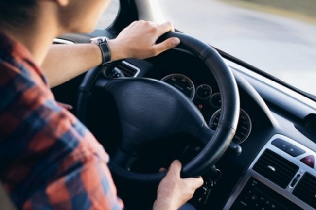    автомобиль водитель руль