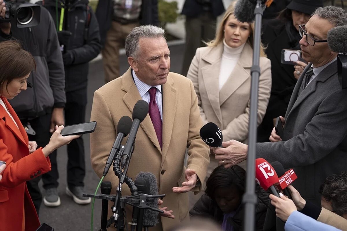    Зеленский раскритиковал слова спецпосланника Трампа Уиткоффа об Украине