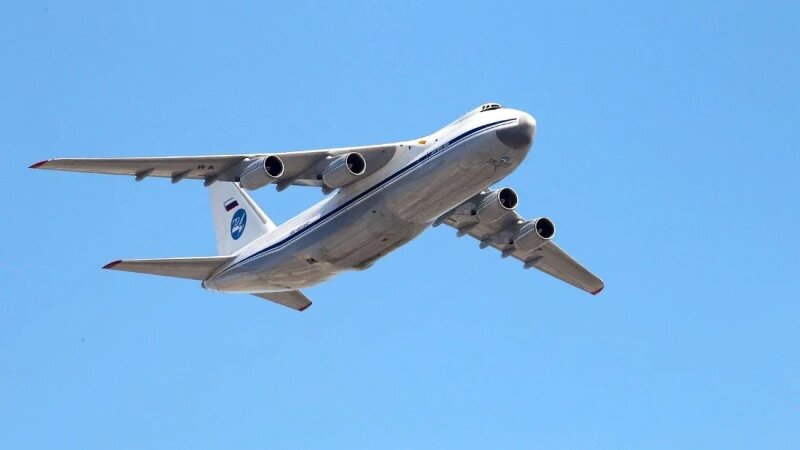     Транспортник над Красной площадью. kremlin.ru