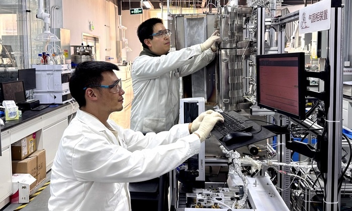    Впереди планеты всей