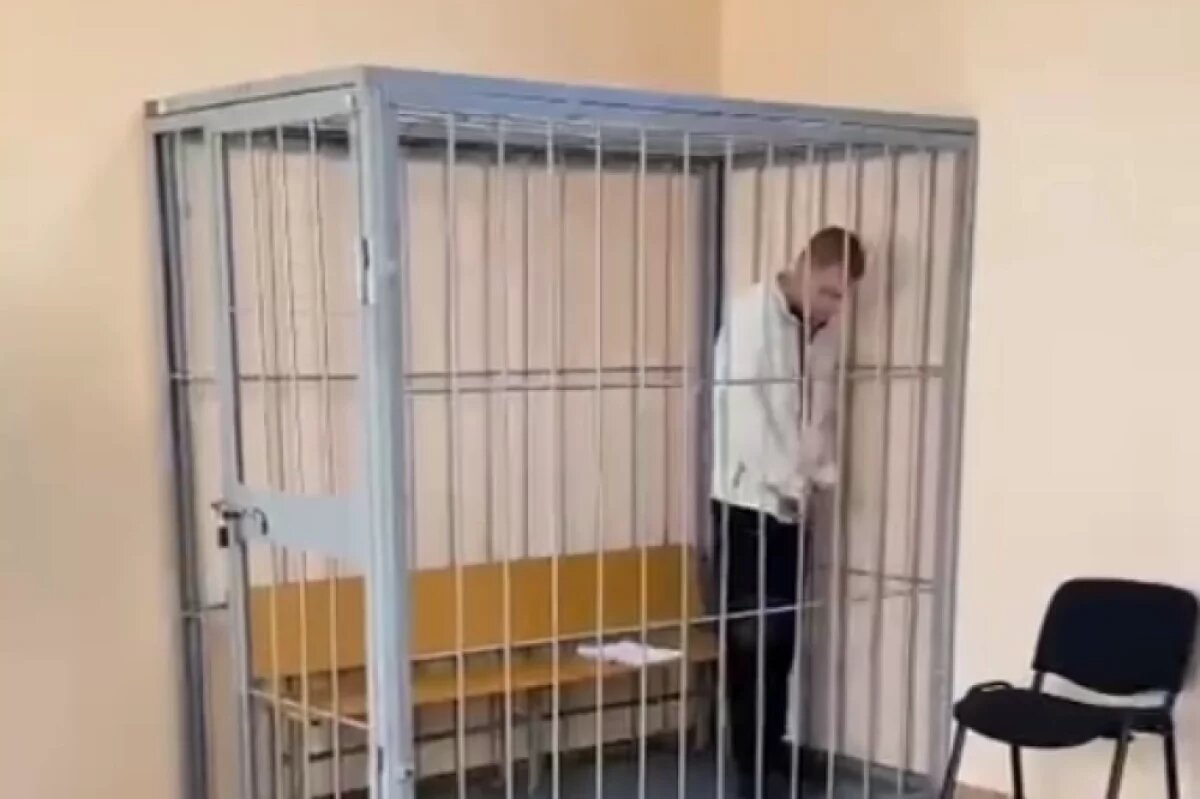    Девять лет дали хабаровчанину за пьяное убийство соседки кулаками