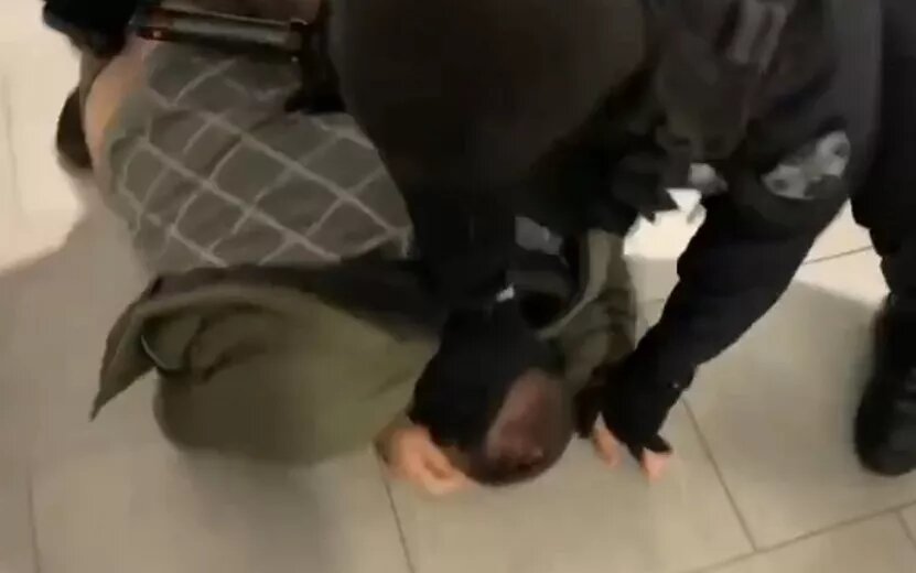    Сотрудников агентства недвижимости задержали в Ижевске за аферы при сдаче квартир в аренду