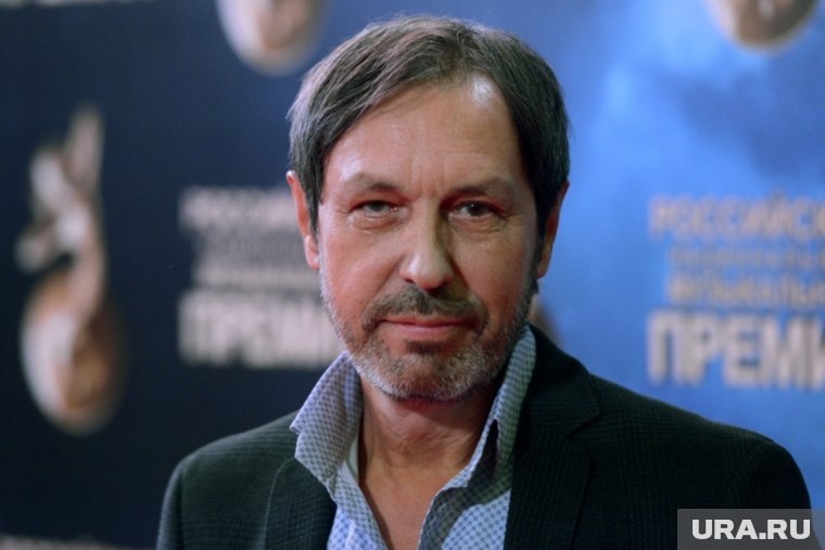    Николай Носков известен на российской сцене как талантливый певец, музыкант и композитор