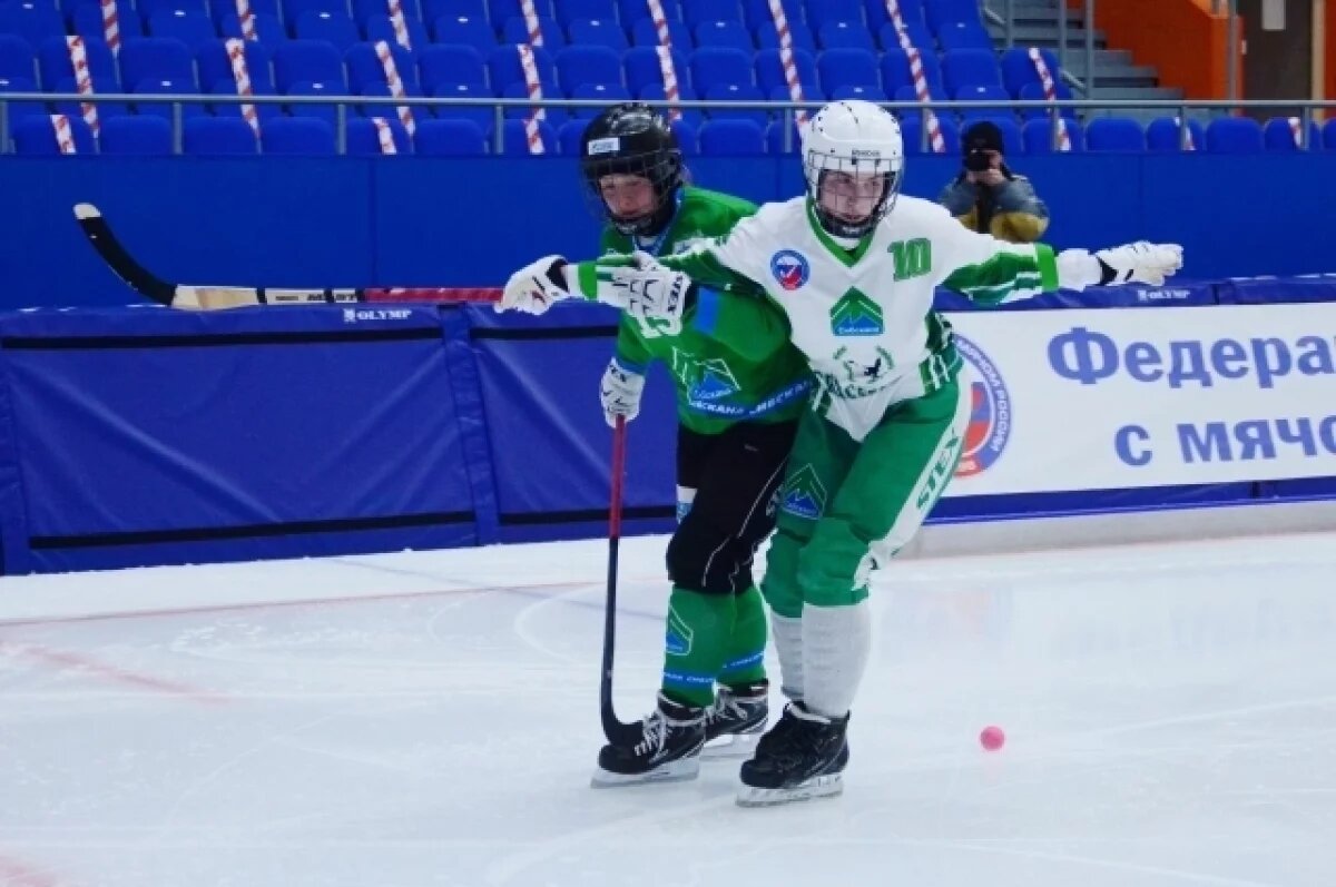    В Иркутске пройдет чемпионат России по хоккею с мячом среди женских команд