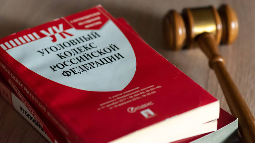 Несовершеннолетнего рецидивиста из Челнов осудят за кражу телефонов из магазина.📷Фото: Олег Харсеев / Коммерсантъ