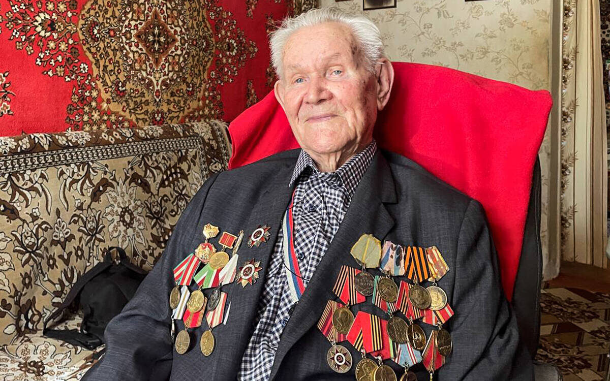 Михаил Степанович Корнишин – ветеран Великой Отечественной войны, в этом году он отметит свой сотый день рожденияФото: © Дмитрий Шатров / «Татар-информ»