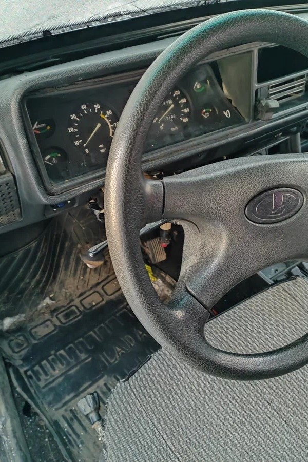 Продается всего за 45 тыс. рублей
Фото: auto.ru

