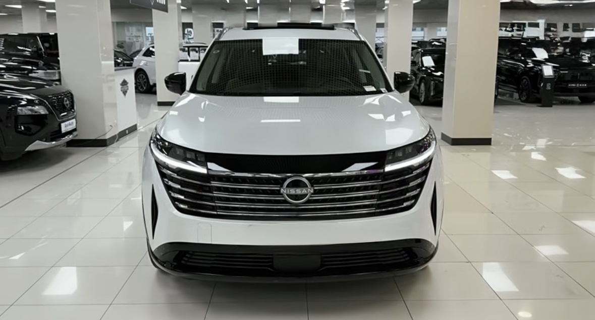 Nissan Pathfinder 2025