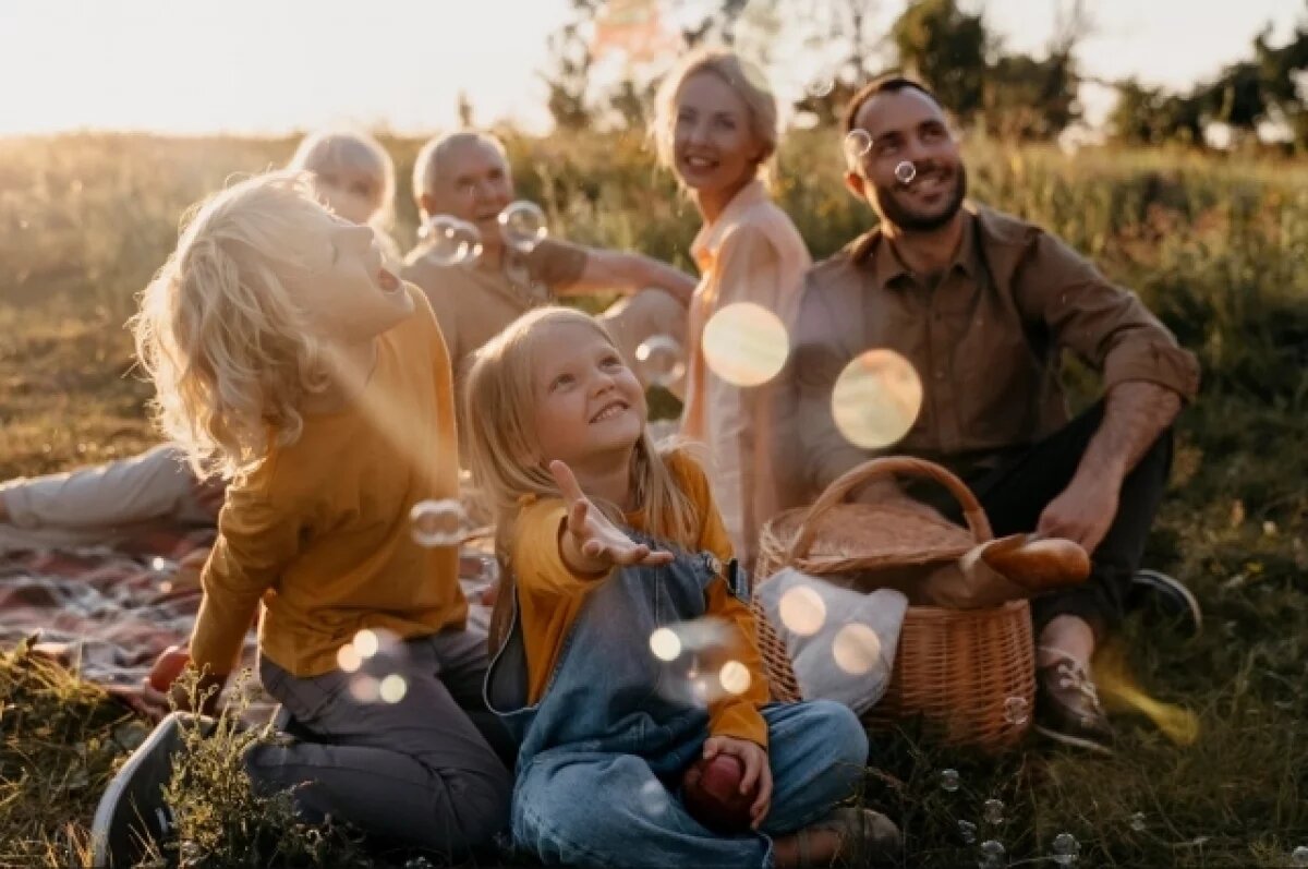    Волгоградским семьям на второго ребенка платят 63,6 тысячи рублей