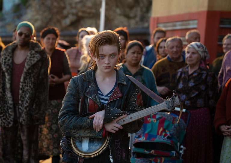 Листайте кадры.