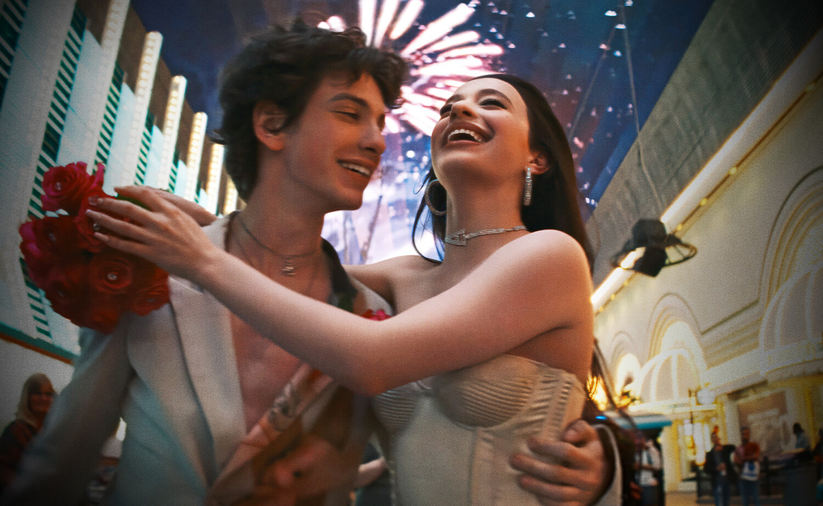 Марк Эйдельштейн, Майки Мэдисон