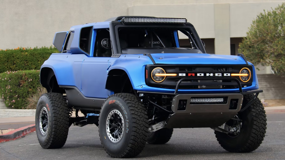 Ford Bronco DR