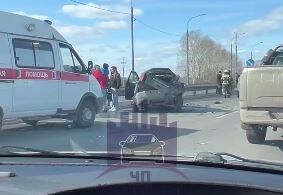     На трассе в сторону аэропорта Красноярск столкнулись 4 авто