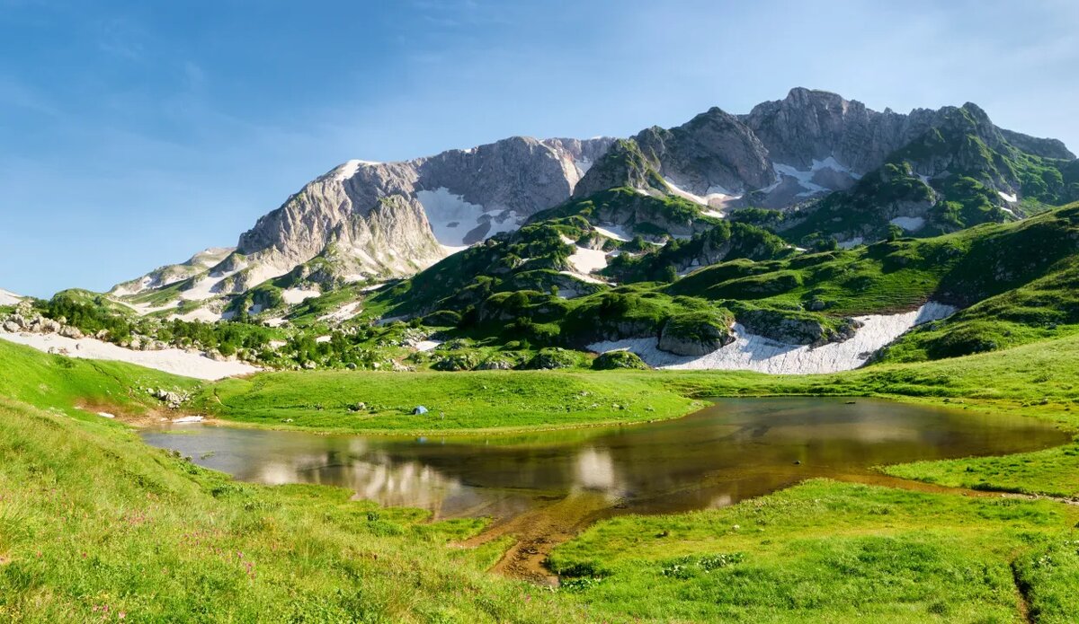 Россия — страна с богатейшей природой, где каждый уголок уникален и неповторим.