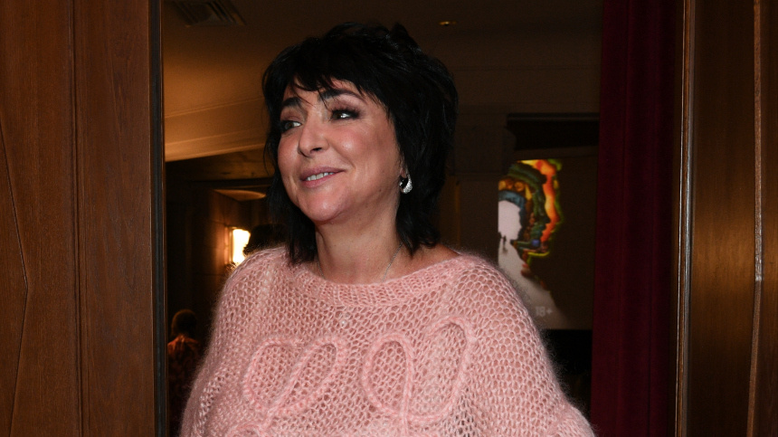    Фото: © РИА Новости/Максим Блинов; Instagram*/lolitamilyavskaya; 5-tv.ru