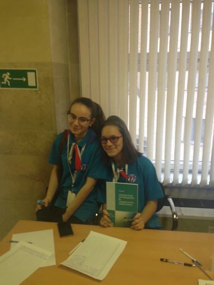 Фото работы секции по финансовому просвещению Финансового университета при Правительстве РФ 2015 года