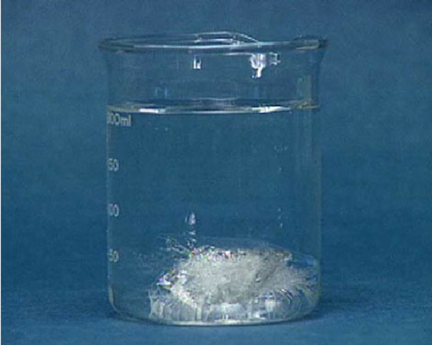 Лед из тяжелой воды тонет в воде обычной. Фото в интернетах 