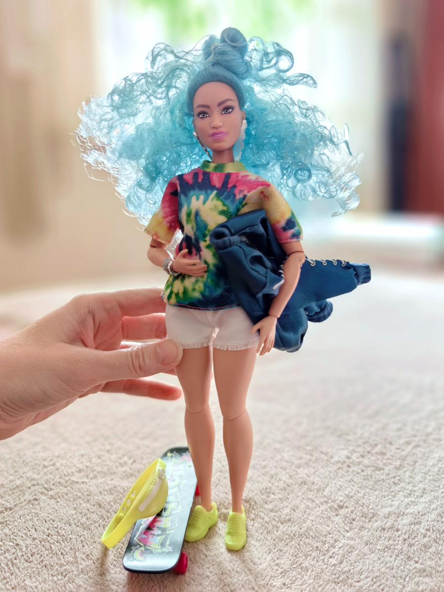 Barbie extra 4, практически полный аутфит оказался сюрпризом.