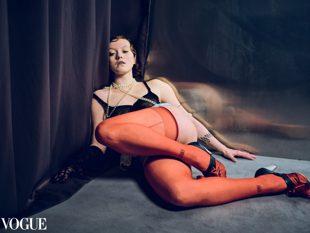 Photo Vogue. Автор фотографии: Женя Шершнёв