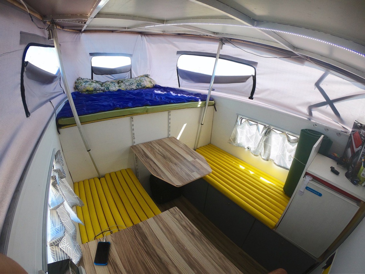 Салон жилого модуля для пикапа