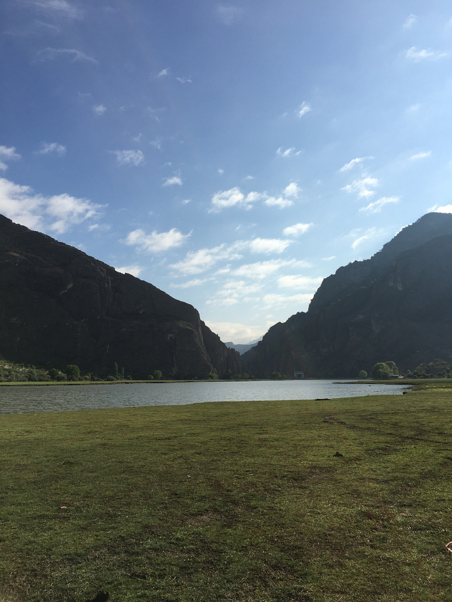 Природа в апреле. Дагестан глэмпинг АБРИКОС VILLAGE Гуниб