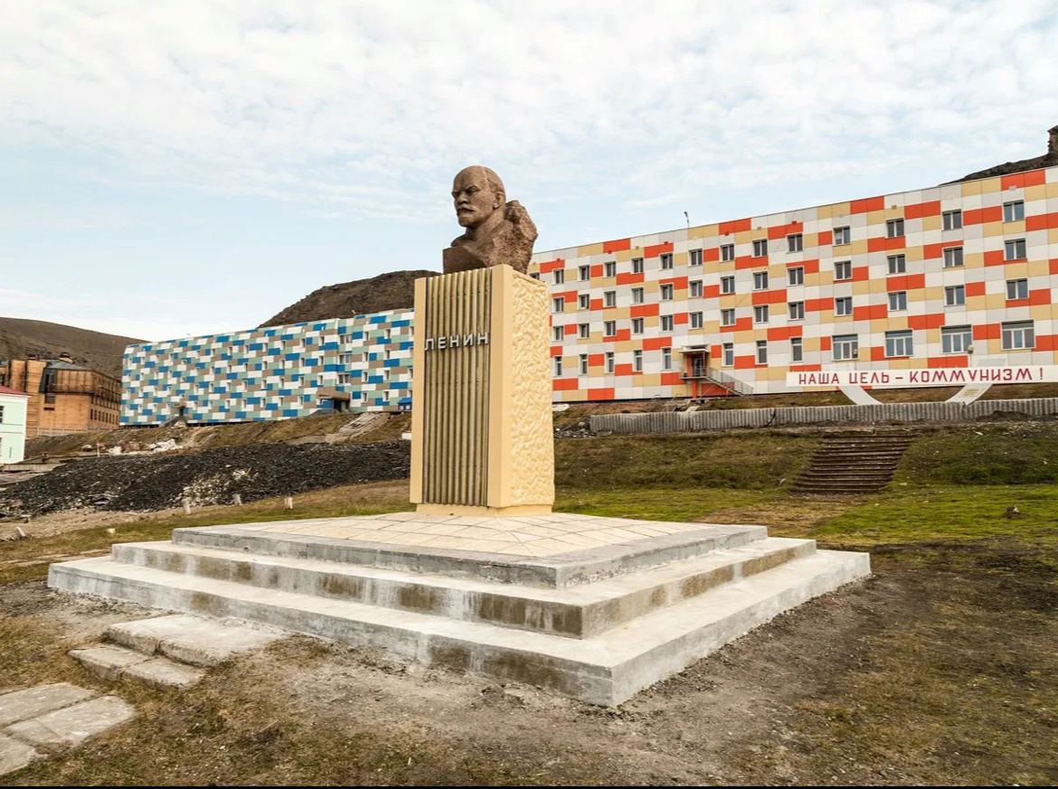 Фото источника