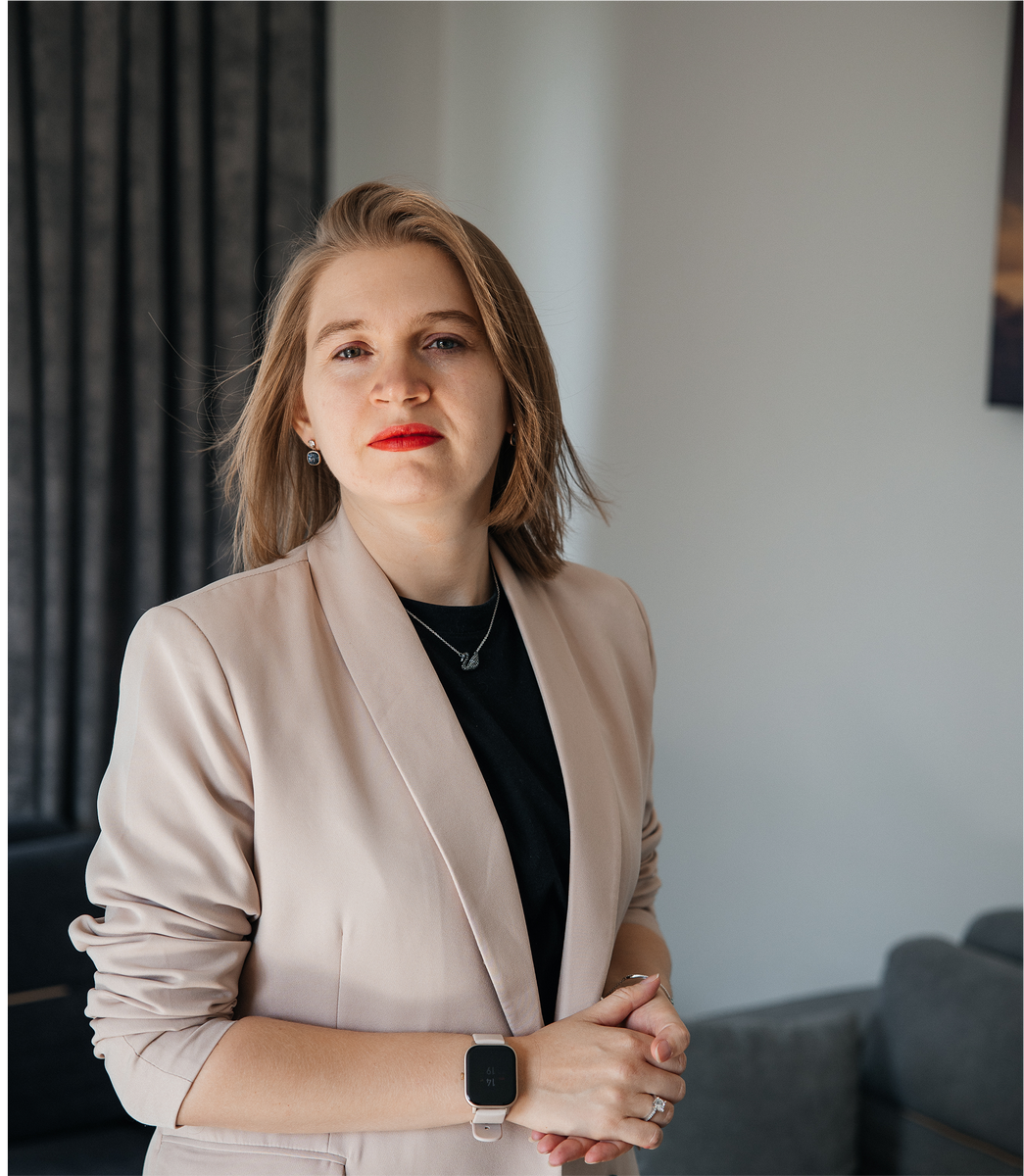 Юлия Корчагина-Озджан — предприниматель и бизнес-партнер. Спикер Синергии, Сколково, СБЕР Университета, НИУ ВШЭ, преподаватель Московской Бизнес-Академии. Маркетолог, основательница «Академии бизнеса и стратегического маркетинга»