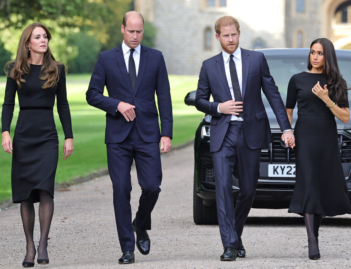 Кейт Миддлтон с супругом принцем Уильямом и Меган Маркл с супругом Гарри герцогом Сассекским