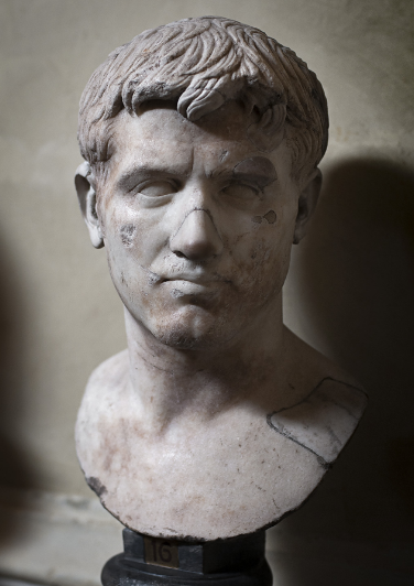 Рис. 2. Голова (лат. «caput») римского гражданина, жившего в I в н.э. Музей Кьярамонти. Ватикан. Рим