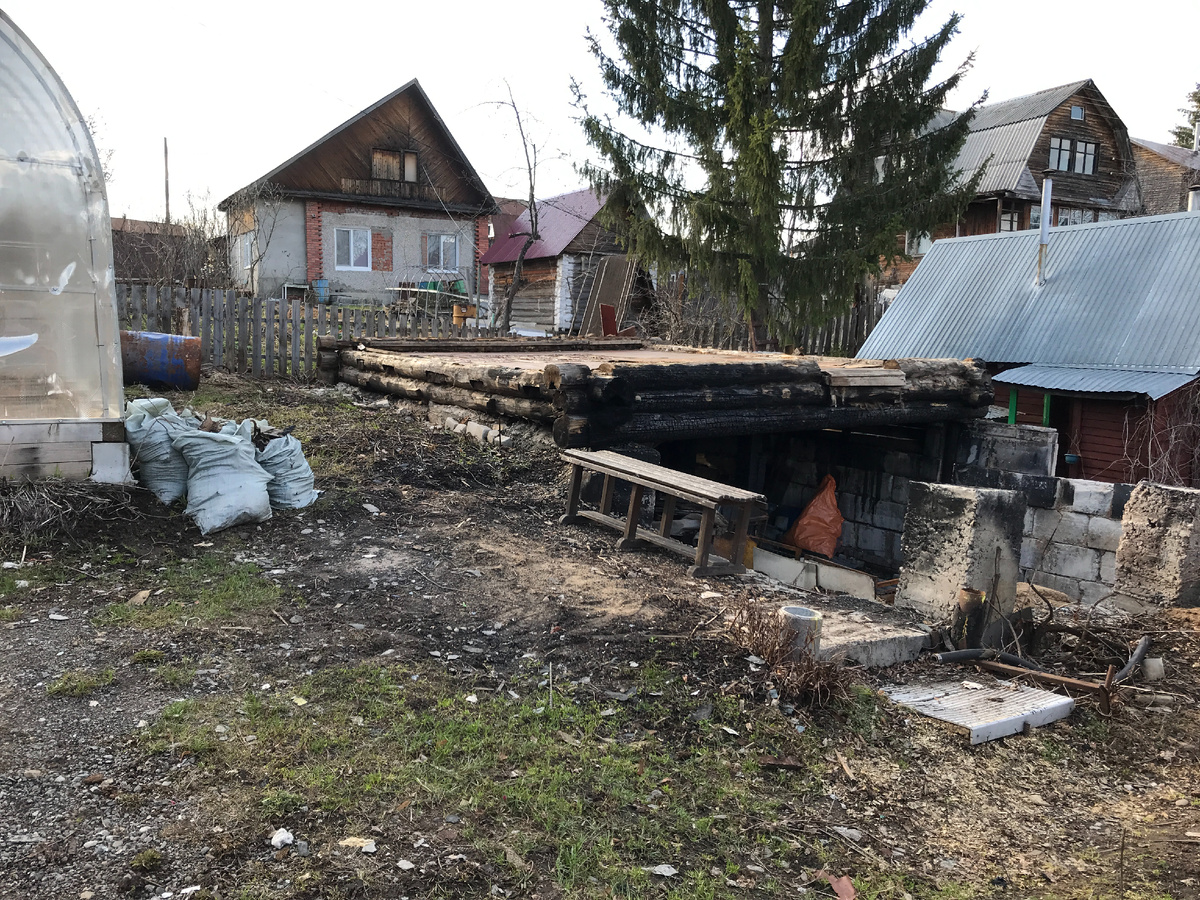 Остатки фундамента старого дома