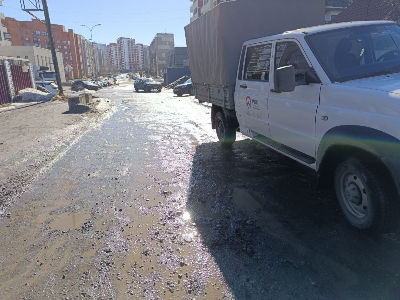    Талые воды уничтожили дорогу в частном секторе Петрозаводска"Фактор Новости"