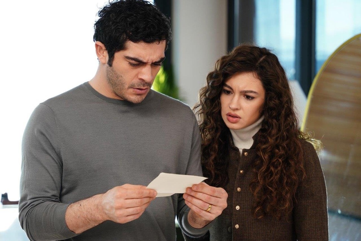 Махир и Джанфеза из сериала "Ночная сказка"