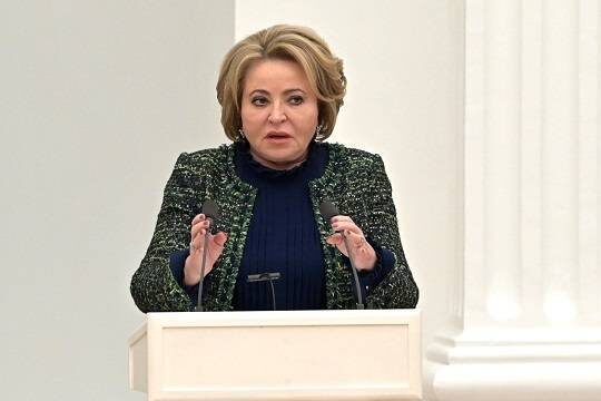    Валентина Матвиенко пожаловалась Минтрансу на грязь в автобусах и хамство водителей