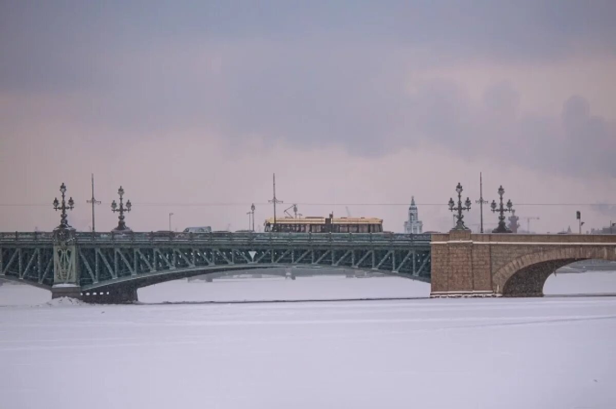    Троицкого мост закроют на 2 месяца из-за ремонтных работ