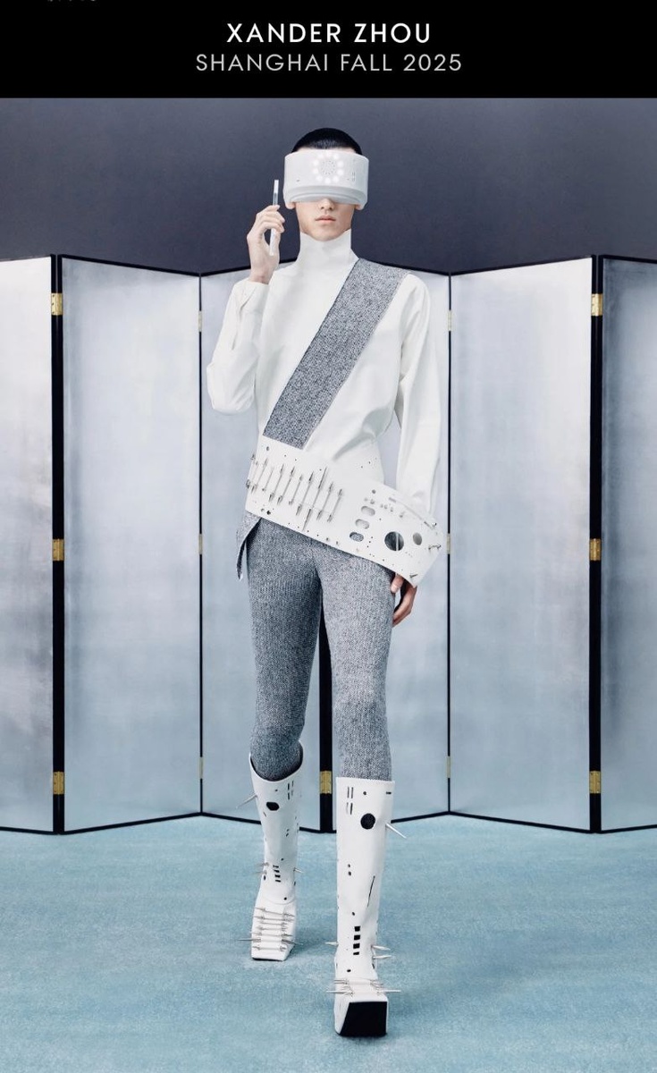 Источник фото: Vogue Runway