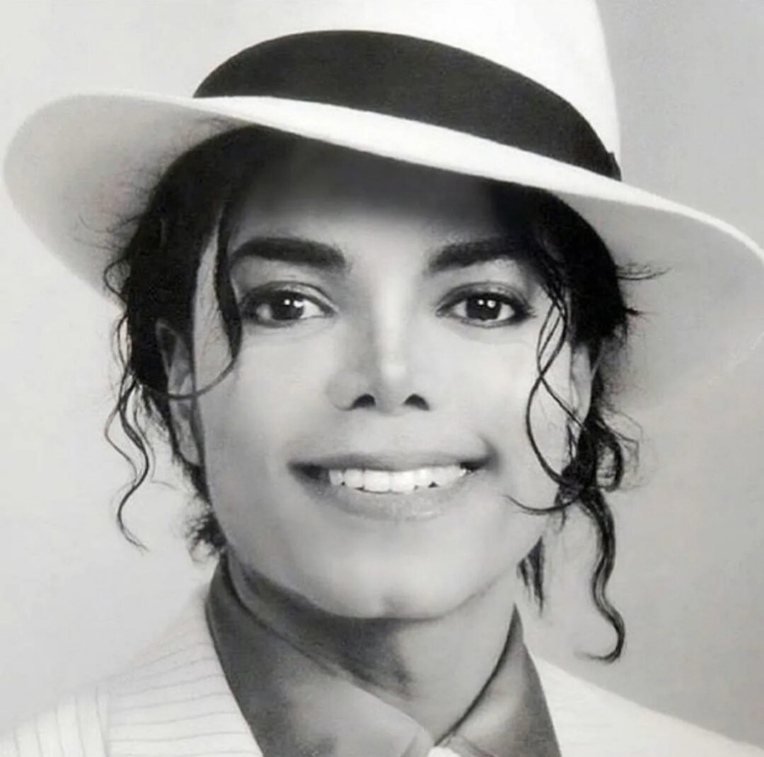 Майкл Джексон 