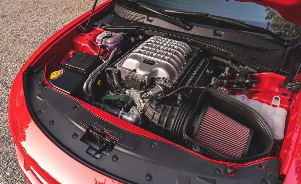 Фото : caranddriver