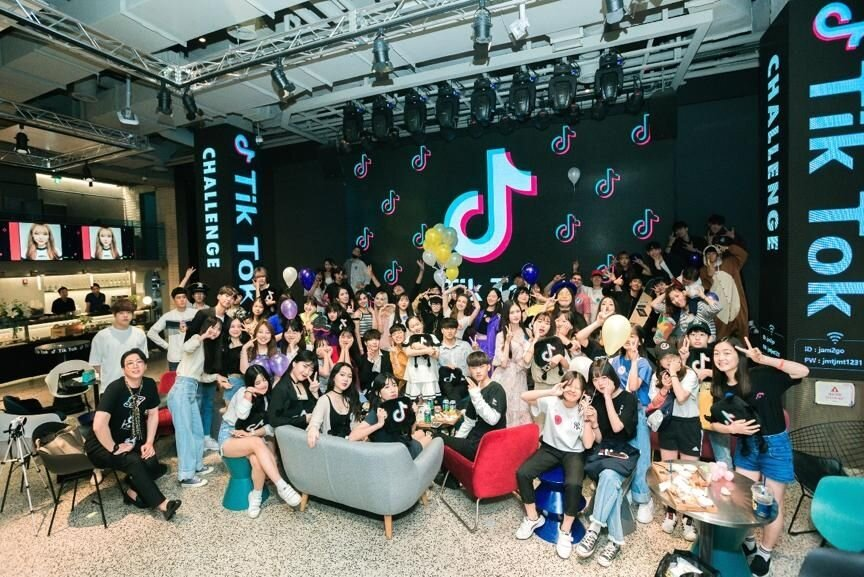 ТикТокеры потеряли связь с артистами