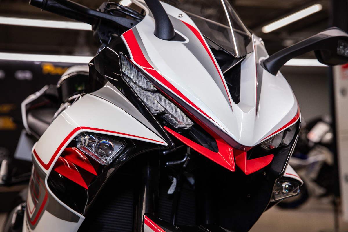 Спортбайк Zontes 703RR