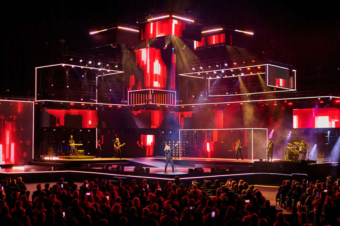    Александр Иванов Freedom Strength Beauty