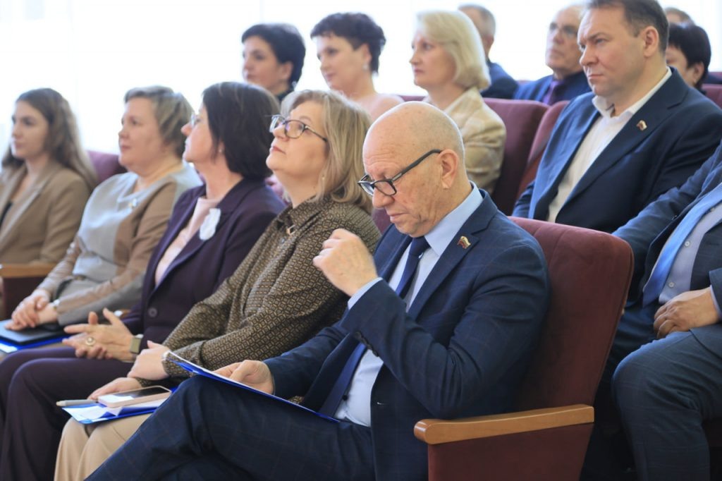    Алексей Пахомов подвёл итоги развития системы образования Оренбуржья Мария Чалкина