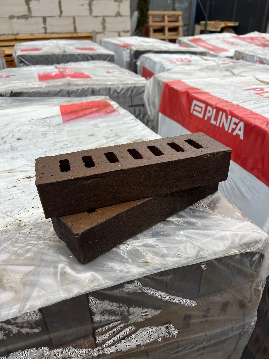 Клинкерный кирпич заказанный для облицивоки фасадов на нашем объекте в г. Мытищы