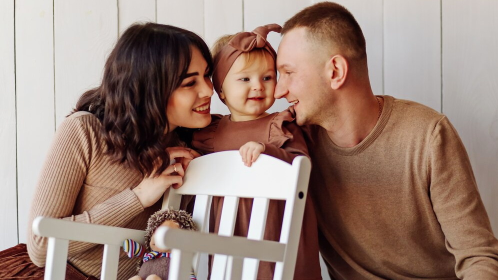    Михаил Мишустин подчеркнул, что благополучию семей с детьми уделено особое внимание