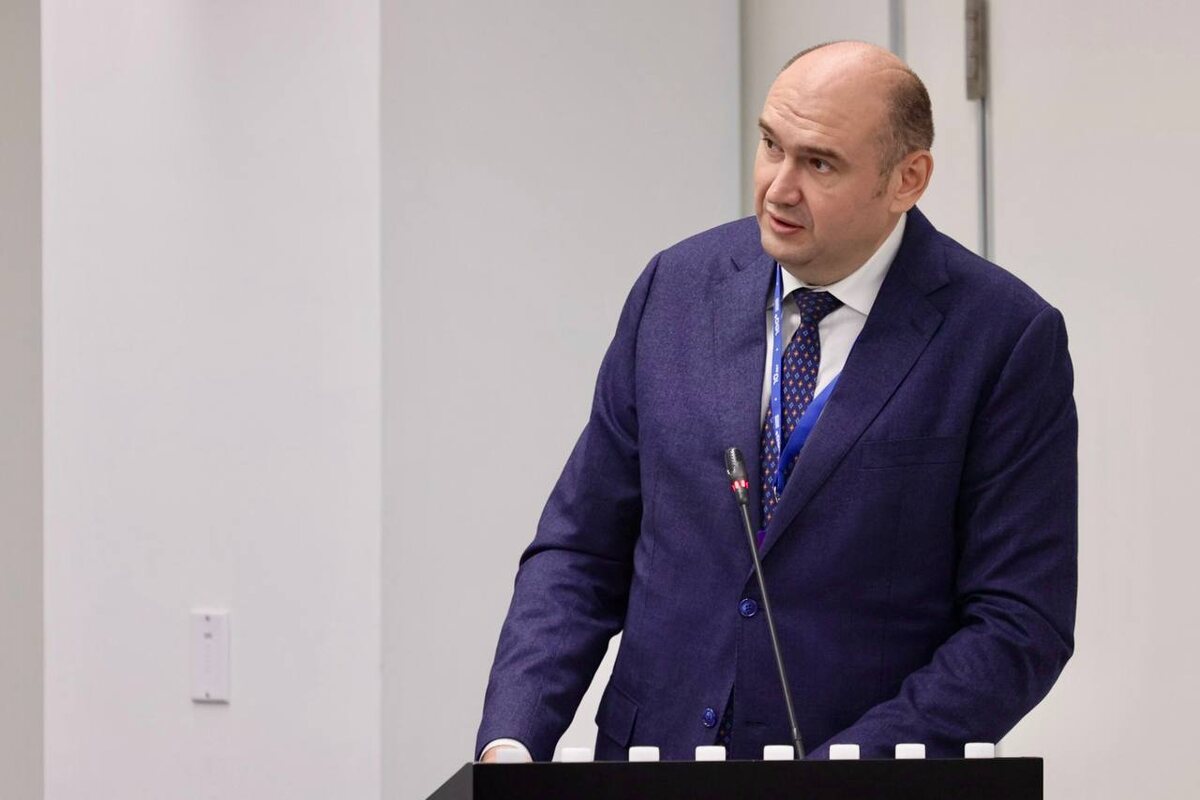 Евгению Солнцеву предстоит пройти губернаторскую кампанию.  Фото: Иван Кабанов