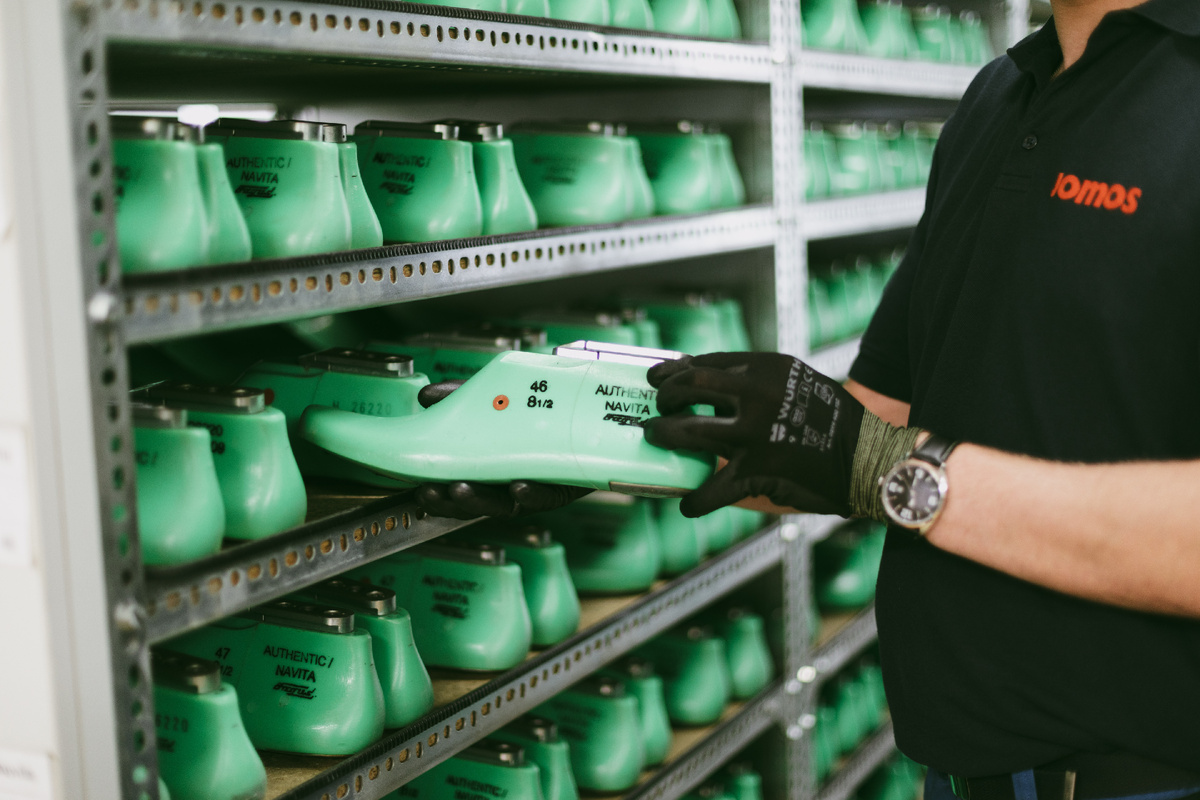 JOMOS — немецкий бренд удобной обуви, основанный в 1928 году в г. Зельбиц