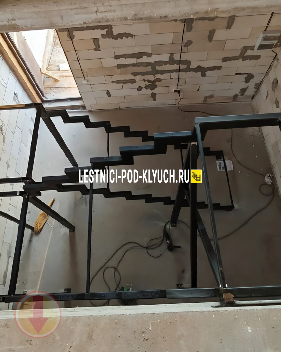 Принимаем заявки и звонки: пн-вс с 8:00 до 21:00  +7 (950) 617-54-00 Электронная почта: info@lestnici-pod-klyuch.ru