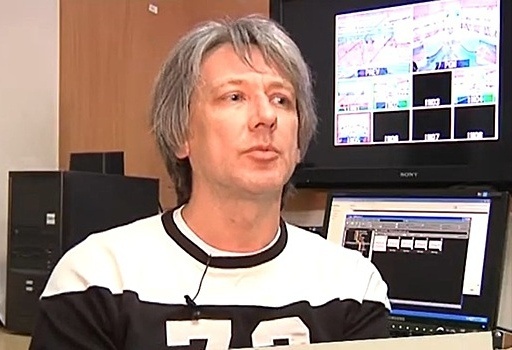 Весёлкин Алексей Алексеевич — актёр театра и кино, телевизионный и радиоведущий.