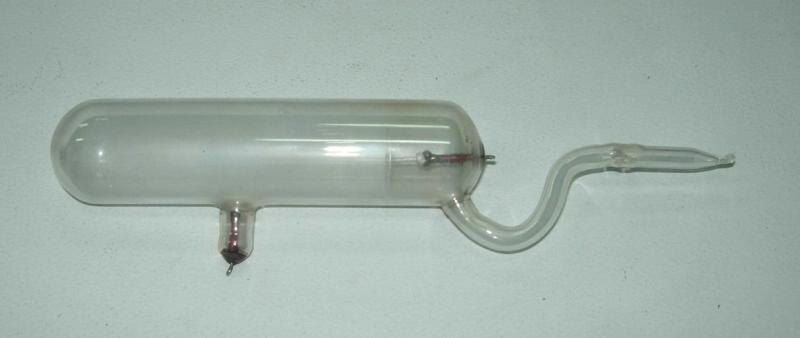 Рентгеновская трубка А.С. Попова.  РИ, Санкт-Петербургская губ., г. Кронштадт.