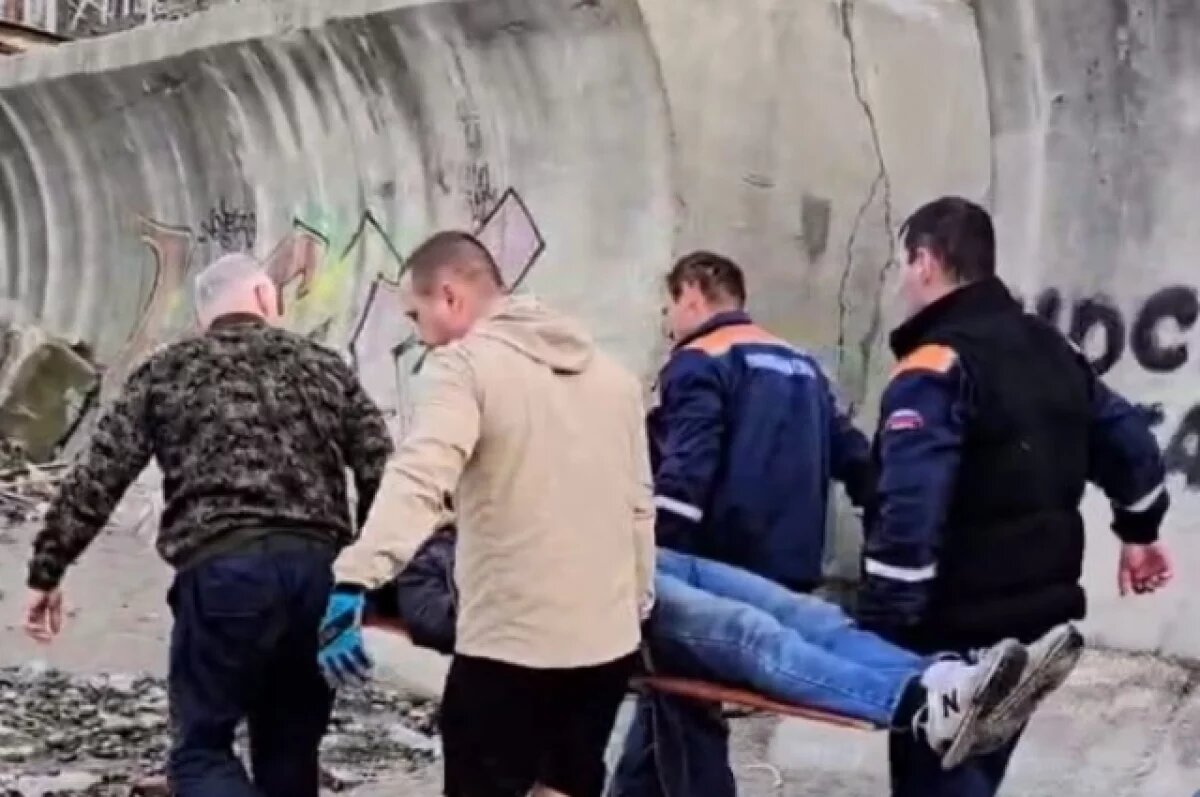    Эвакуация пострадавшего.